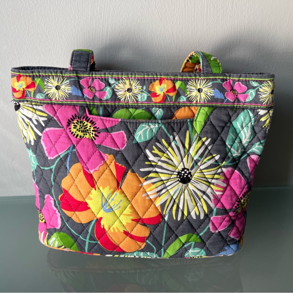 Vera Bradley quilted small tote bag in the "Jazzy Blooms" pattern